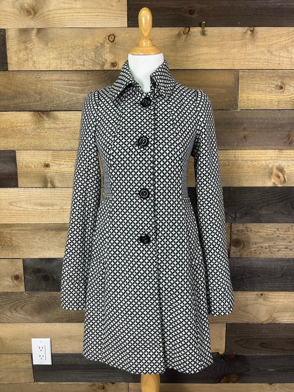 URBAN BEHAVIOR VTG Y2K Wool Blend Black and White Pea Coat Size Small EUC